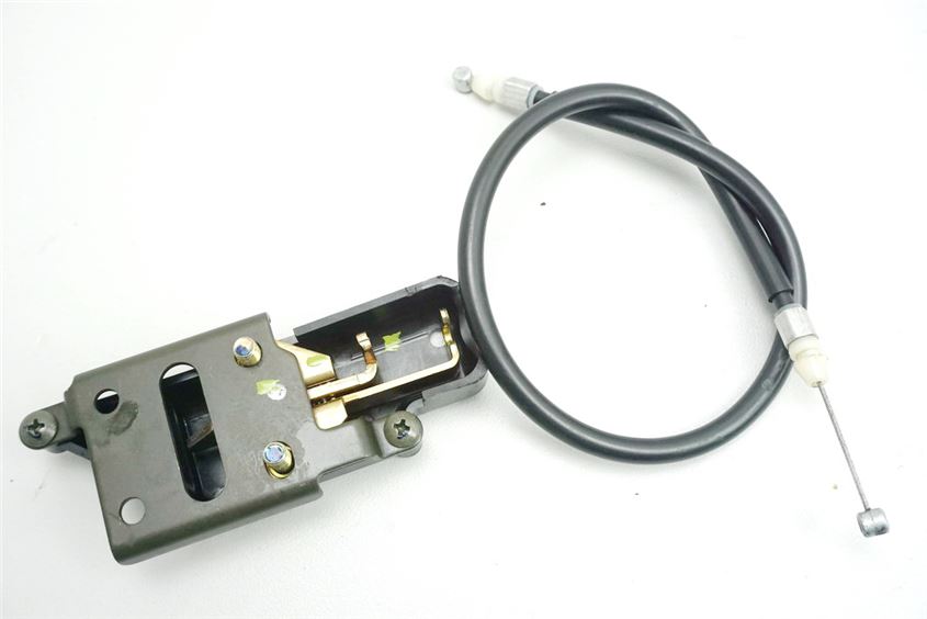 YAMAHA TDM 900 RN08 SEAT LOCK CABLE RELEASE