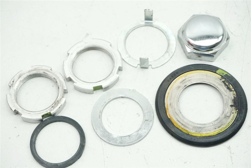 YAMAHA TDM 900 RN08 STEERING HEAD NUT TRIPLE CLAMP LOCK