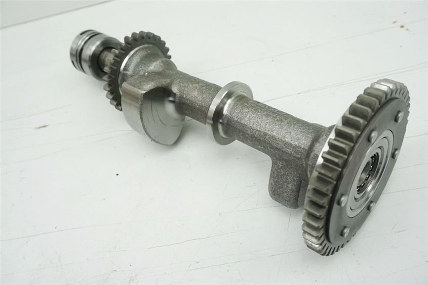 YAMAHA TDM 900 RN08 BALANCER SHAFT FRONT COUNTERBALANCER SHAFT