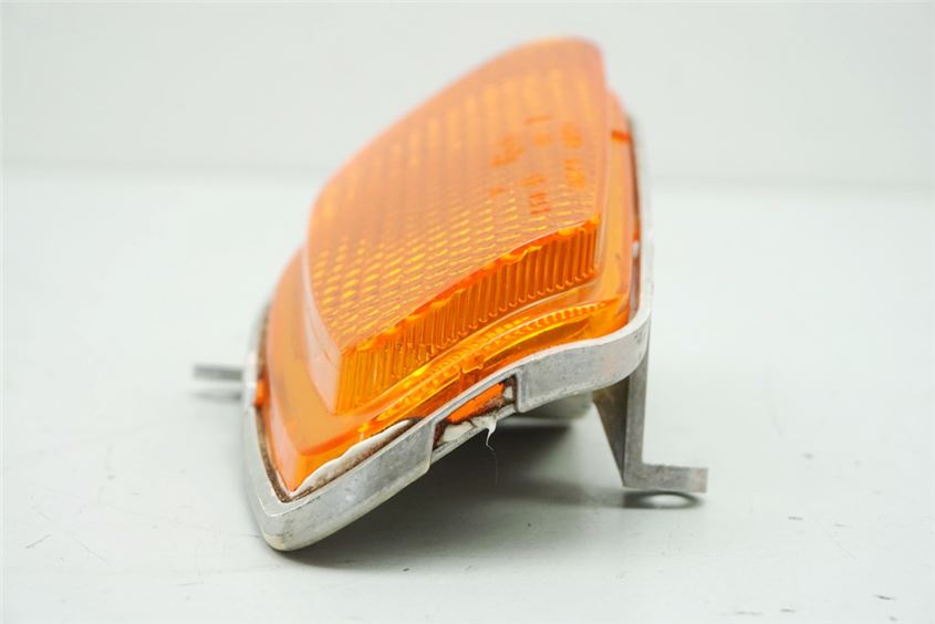 DAELIM OTELLO SG 125 F BLINKER RECHTS VORN TURN SIGNAL