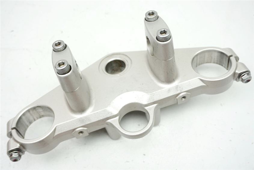 SUZUKI DL 650 V-STROM WVB1 TIJA SUPERIOR HORQUILLA ABRAZADERA MANILLAR
