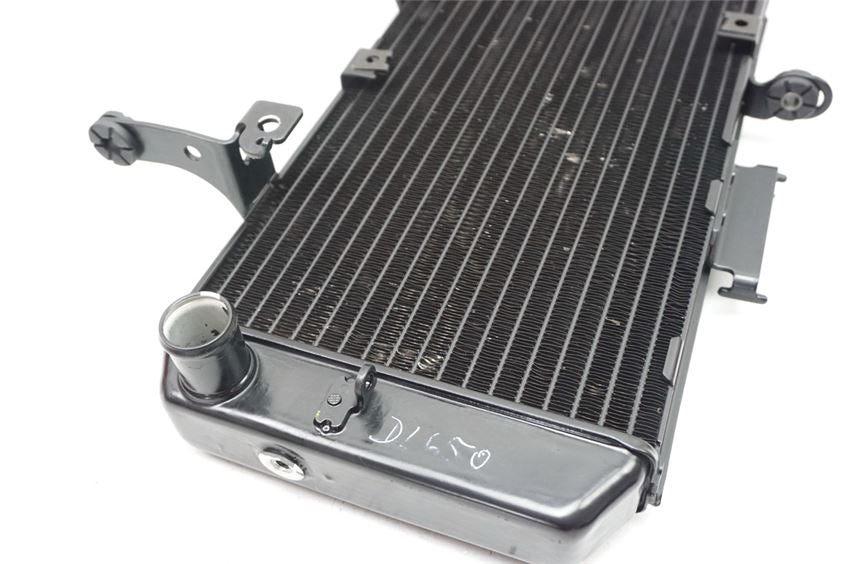 SUZUKI DL 650 V-STROM WVB1 RADIADOR DE AGUA
