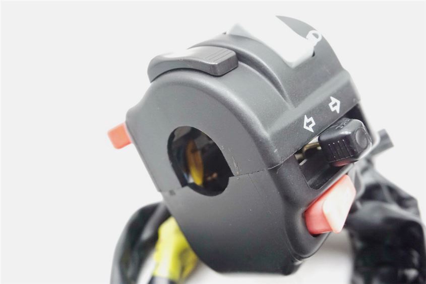 SUZUKI DL 650 V-STROM WVB1 INTERRUPTOR IZQUIERDO MANILLAR