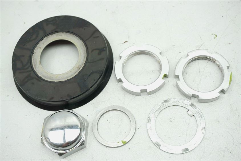 SUZUKI DL 650 V-STROM WVB1 MUTTER LENKKOPF GABELBRÜCKE SICHERUNG