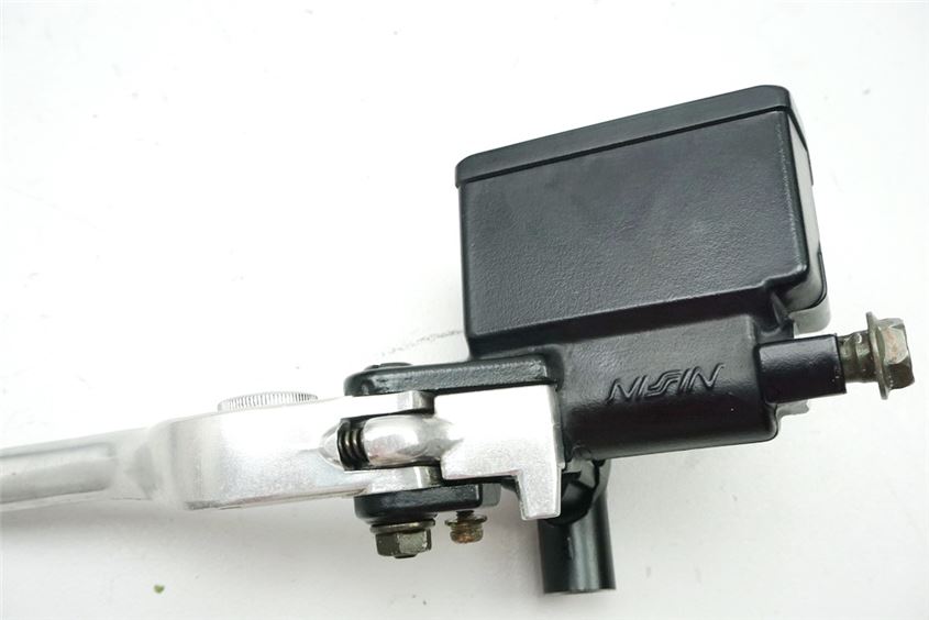 BOMBA DE FRENO DELANTERA SUZUKI DL 650 V-STROM WVB1
