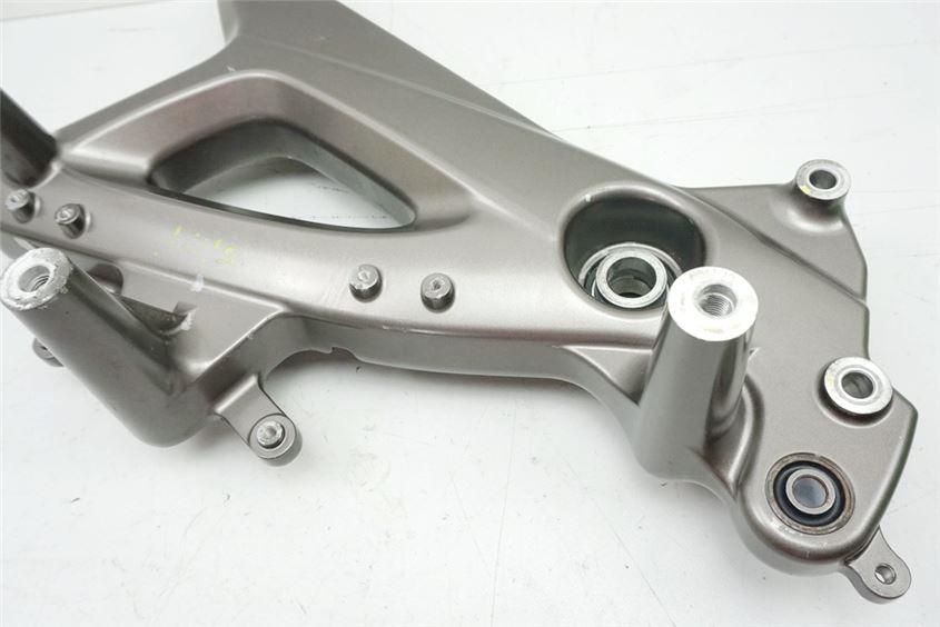 KYMCO PEOPLE GT 300 i ABS SWING ARM ENGINE MOUNT BRACKET ENGINE