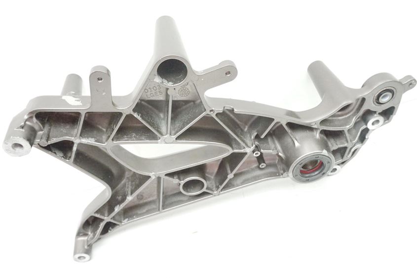 KYMCO PEOPLE GT 300 i ABS SWING ARM ENGINE MOUNT BRACKET ENGINE