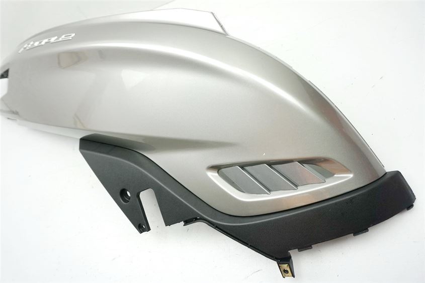 KYMCO PEOPLE GT 300 i ABS CARENADO TRASERO DERECHO CUBIERTA