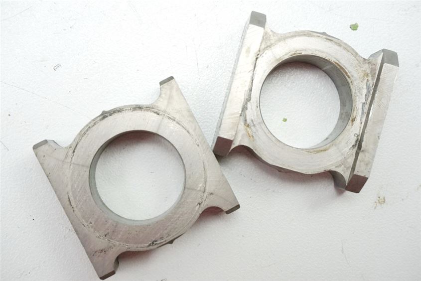 HONDA CBR 900 SC50 CHAIN TENSIONER SWINGARM