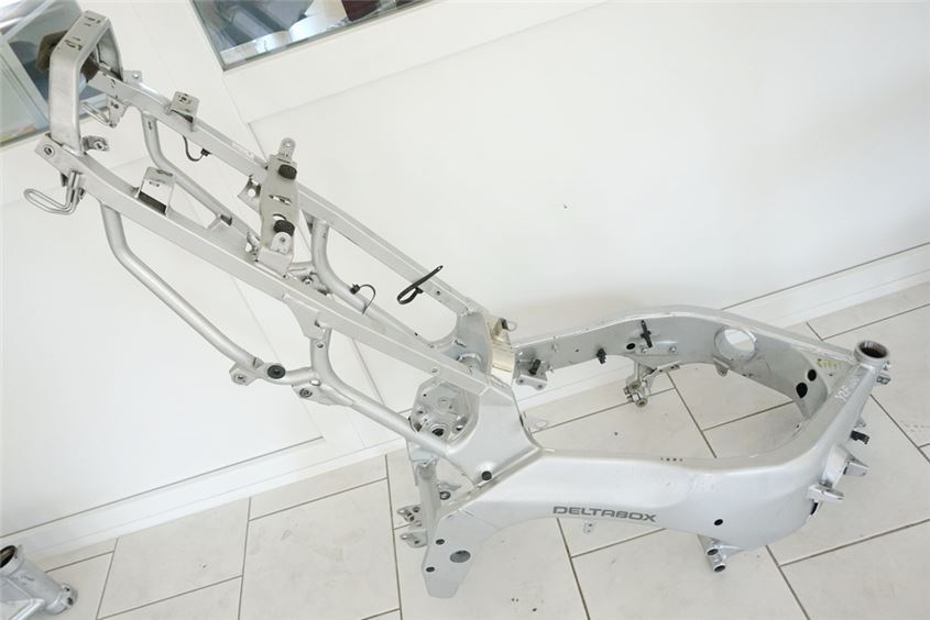 YAMAHA YZF 600 4TV THUNDERCAT FRAME & REGISTRATION - MEASUREMENT REPORT