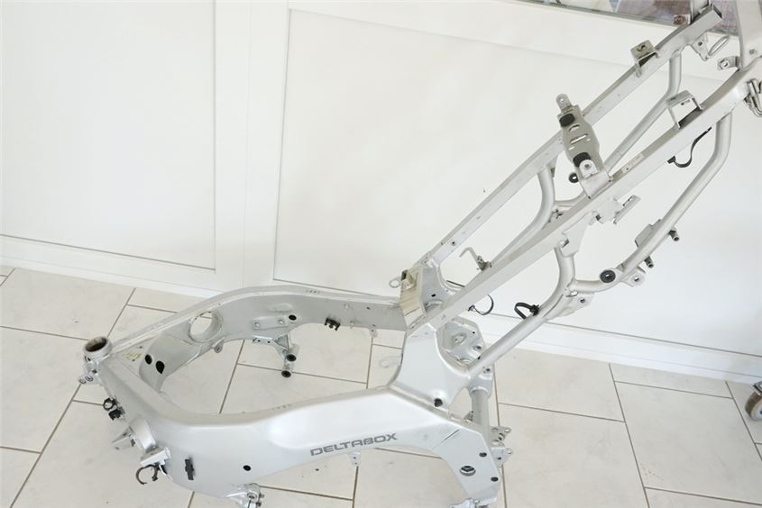 YAMAHA YZF 600 4TV THUNDERCAT FRAME & REGISTRATION - MEASUREMENT REPORT