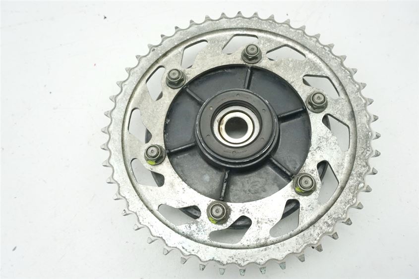 YAMAHA YZF 600 4TV THUNDERCAT SPROCKET CARRIER PINION MOUNT