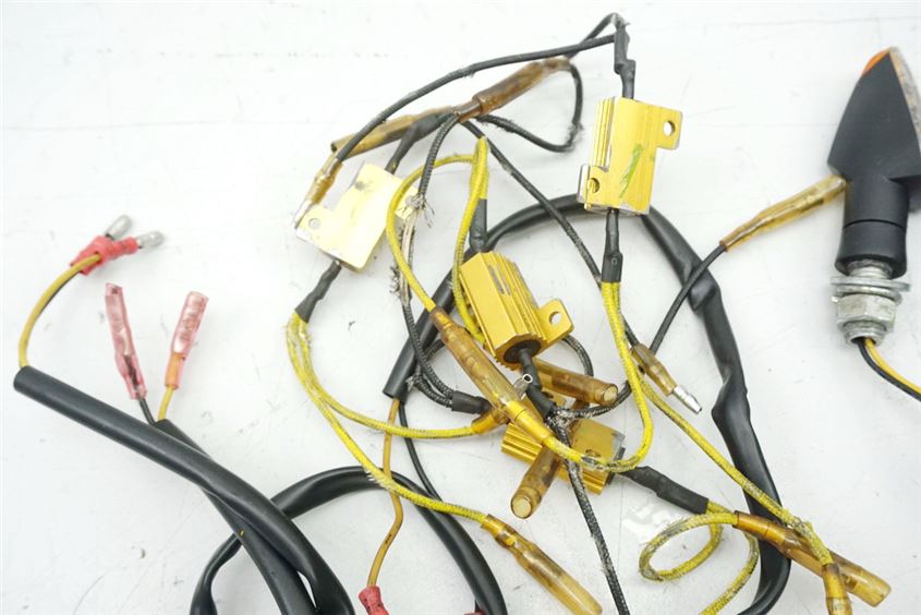 HONDA CBR 1000 RR SC57 INTERMITENTES LED RESISTENCIAS 04-07