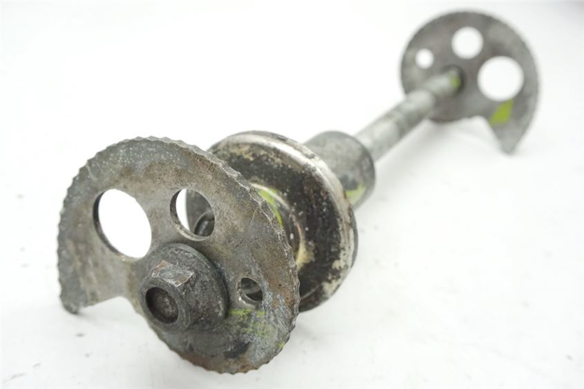 HONDA CLR 125 JD18 CITYFLY STECKACHSE HINTEN ACHSE DISTANZEN KETTENSPANNER