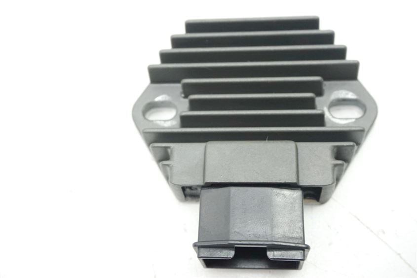 HONDA CBF 600 S ABS PC38 REGULADOR DE VOLTAJE RECTIFICADOR