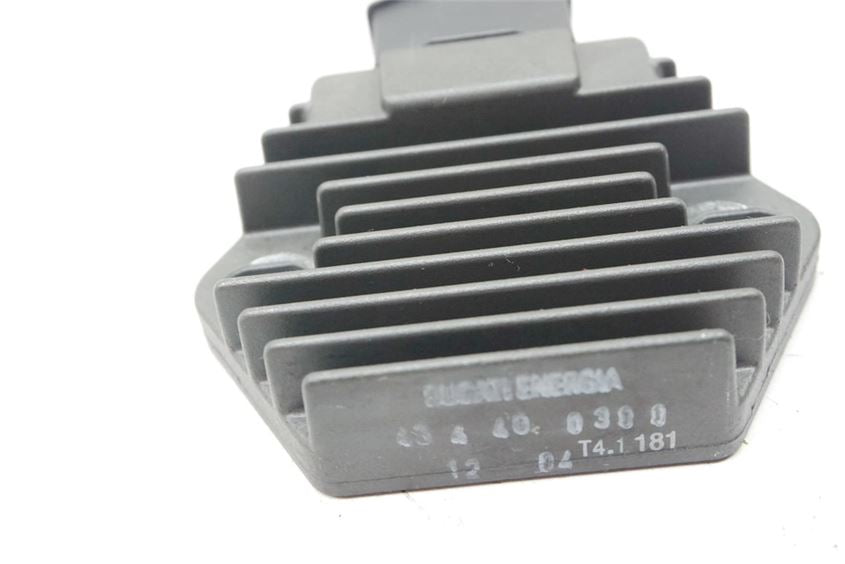 HONDA CBF 600 S ABS PC38 REGULADOR DE VOLTAJE RECTIFICADOR