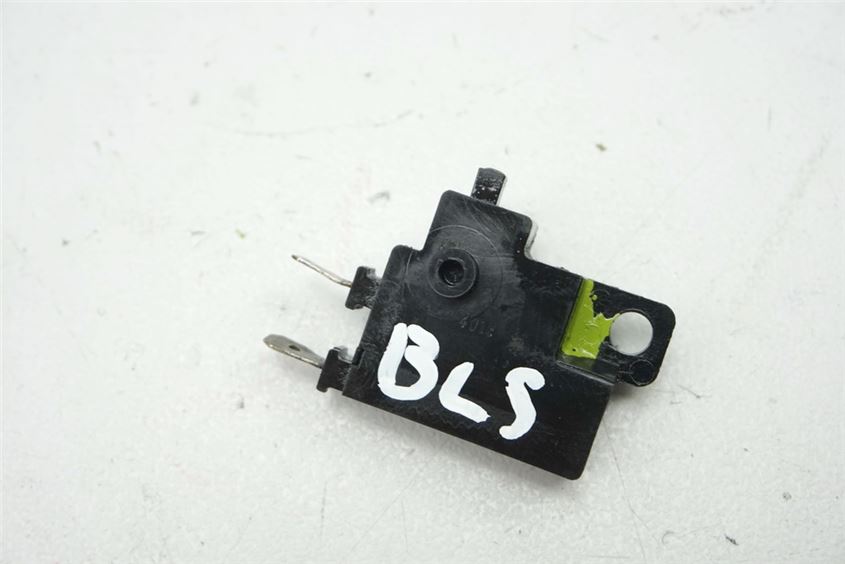 HONDA CBF 600 S ABS PC38 INTERRUPTOR LUZ DE FRENO DELANTERO