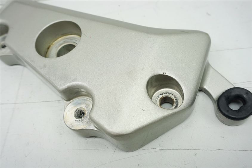 HONDA CBF 600 S ABS PC38 GRUNDPLATTE FUßRASTENTRÄGER LINKS HALTER