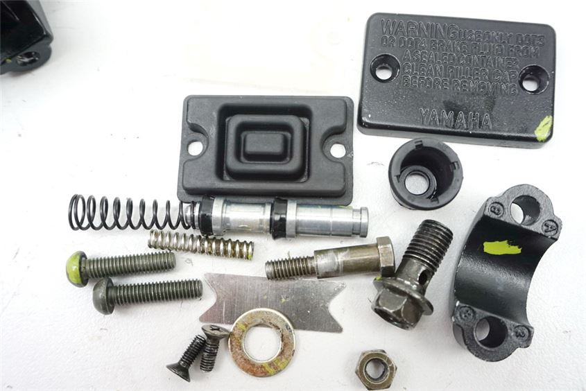 YAMAHA XC 125 SE42 VITY BREMSPUMPE VORN BREMSZYLINDER