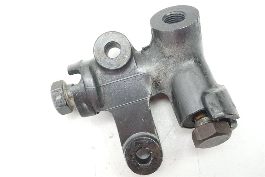 KAWASAKI KZ 750 B FRONT BRAKE DISTRIBUTOR BRAKE CYLINDER
