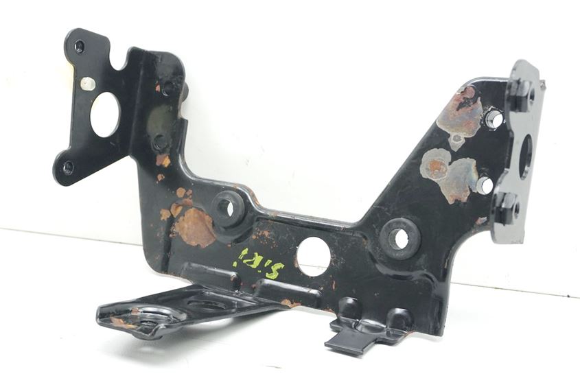 APRILIA RS 125 MP HALTERUNG BATTERIEKASTEN HALTER