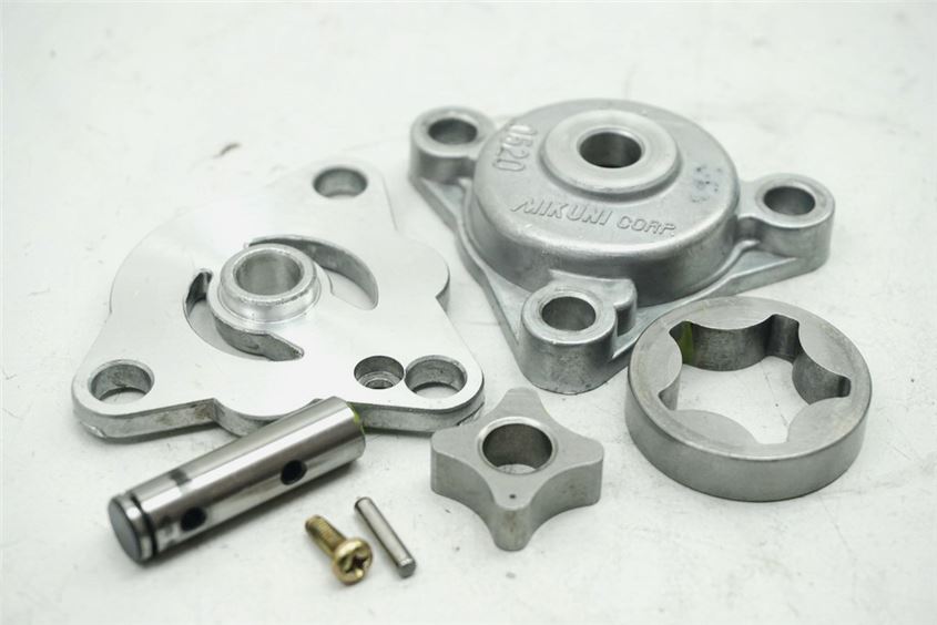 SUZUKI GZ 125 MARAUDER ÖLPUMPE OIL PUMP