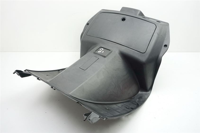 DAELIM OTELLO SG 125 F CARENADO REPOSAPIÉS CENTRAL TAPA PROTECCIÓN PIERNAS ESTRIBERA