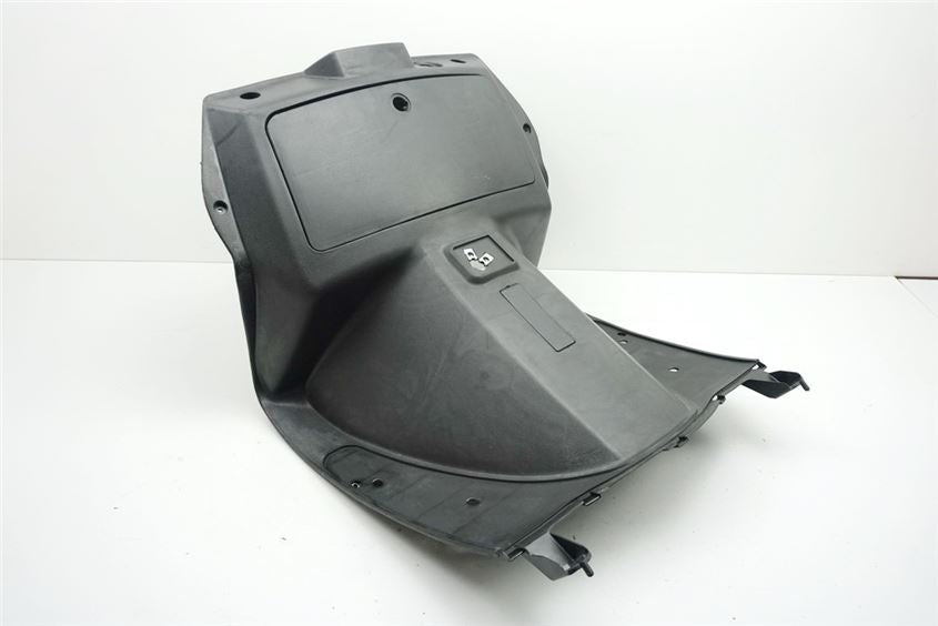 DAELIM OTELLO SG 125 F VERKLEIDUNG FUßRAUM MITTE ABDECKUNG BEINSCHILD TRITTBRETT