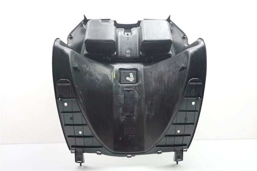 DAELIM OTELLO SG 125 F VERKLEIDUNG FUßRAUM MITTE ABDECKUNG BEINSCHILD TRITTBRETT