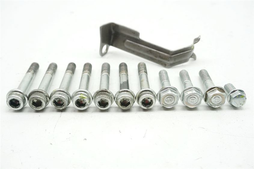 HONDA XBR 500 PC15 TORNILLOS TAPA ALTERNADOR ESTATOR