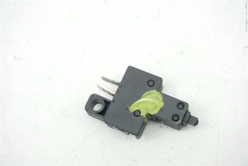 HONDA CB 1000 R SC60 INTERRUPTOR DE EMBRAGUE