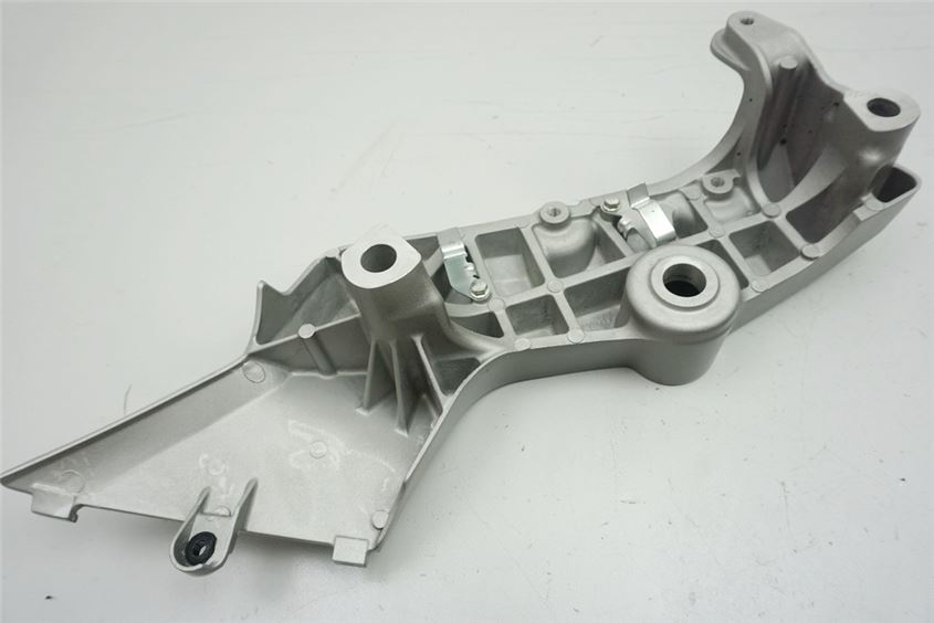 HONDA CB 1000 R SC60 BRACKET FRAME RIGHT COVER ENGINE MOUNT