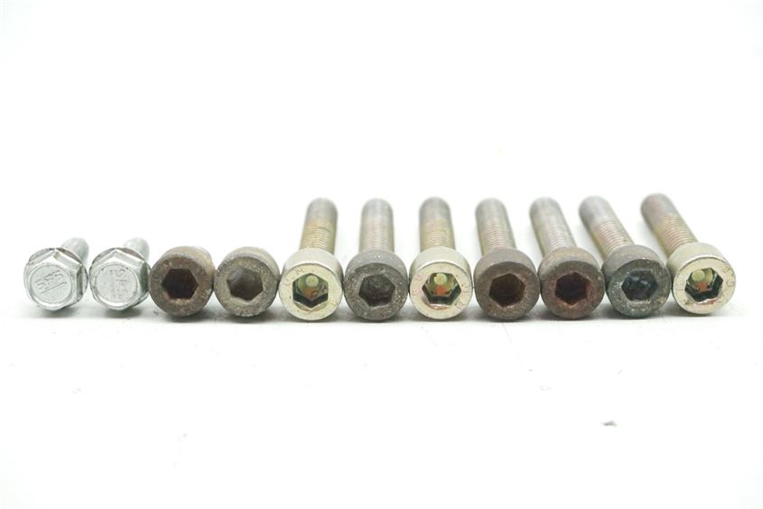 APRILIA ETX 125 ZD4PH SCHRAUBEN LIMADECKEL SCREWS