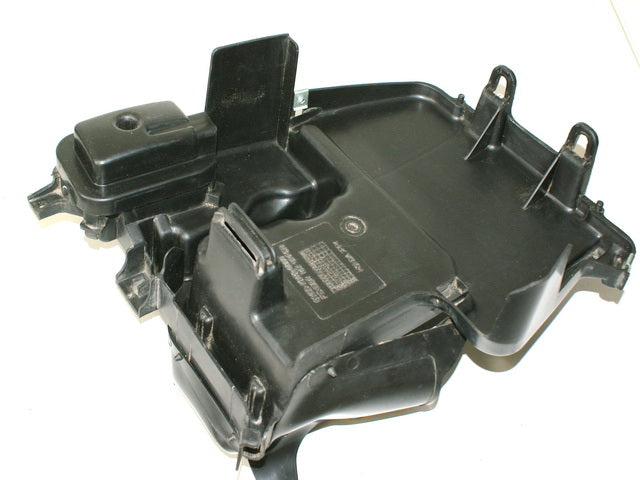 HONDA SCV 100 JF11 LEAD KOTFLÜGEL RADLAUF INNENVERKLEIDUNG
