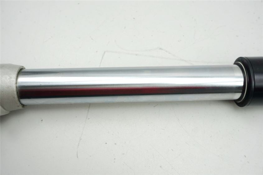 APRILIA ETX 125 ZD4PH GABELHOLM RECHTS GABEL FORK STANDROHR GLEITROHR