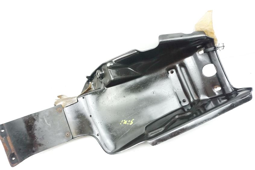 APRILIA ETX 125 ZD4PH KOTFLÜGEL HINTEN RADLAUF SPRITZSCHUTZ