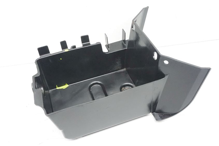 KAWASAKI VN 1600 CLASSIC TOURER VNT60A BATTERY BOX BATTERY COMPARTMENT