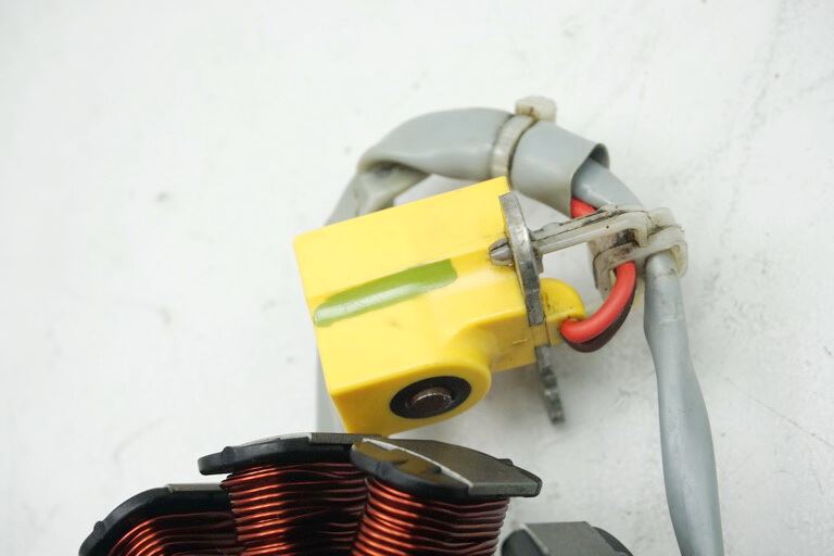 APRILIA SCARABEO 50 ZD4SC ESTATOR ALTERNADOR CAPTADOR