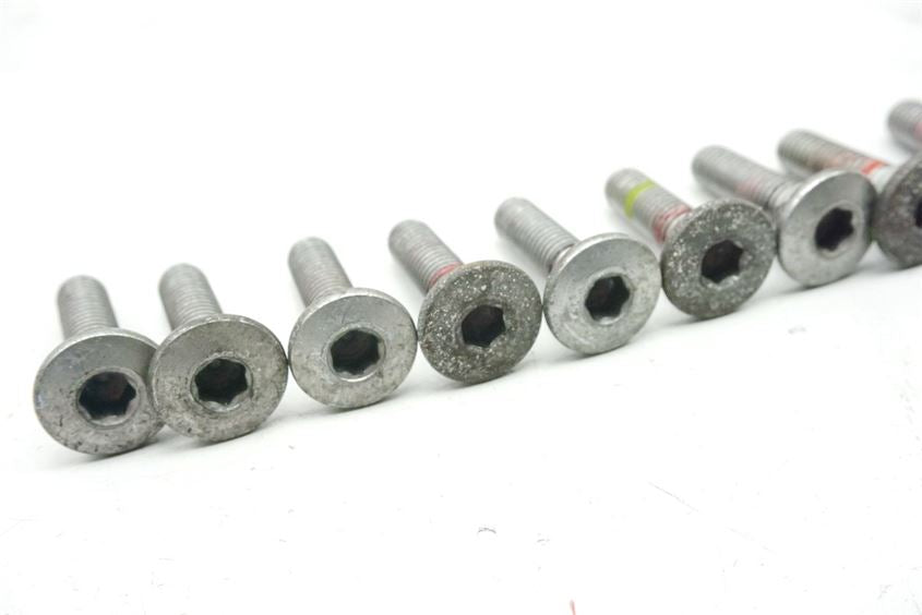KAWASAKI VN 1600 CLASSIC TOURER VNT60A SCHRAUBEN BREMSSCHEIBEN SCREWS