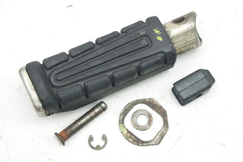 YAMAHA YBR 125 RE05 FUßRASTE SOZIUS LINKS FOOTREST