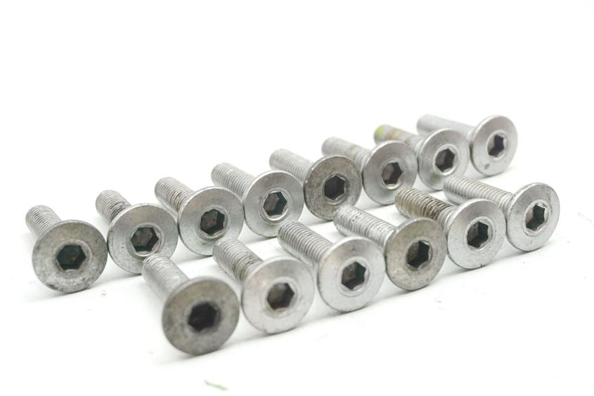 KAWASAKI ZR 750 C ZEPHYR SCHRAUBEN BREMSSCHEIBEN SCREWS