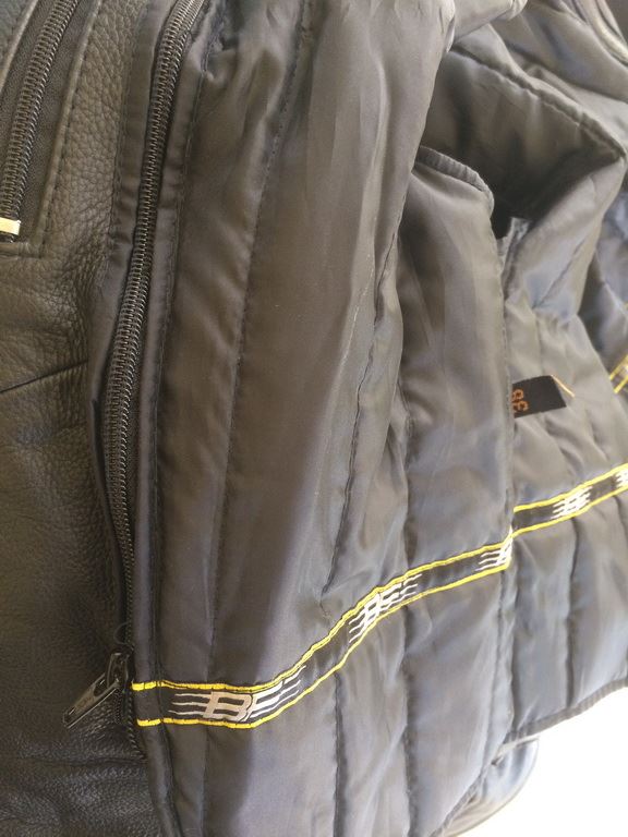 MOTORRADJACKE - MOTORRADLEDERJACKE - NEUWERTIG - GRÖßE 38