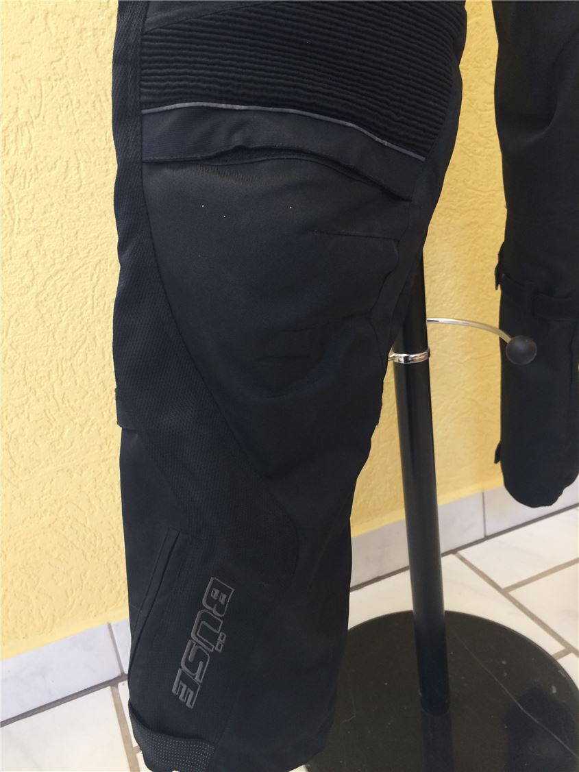 PANTALONES DE MOTO - BÜSE - COMO NUEVOS - TALLA 50
