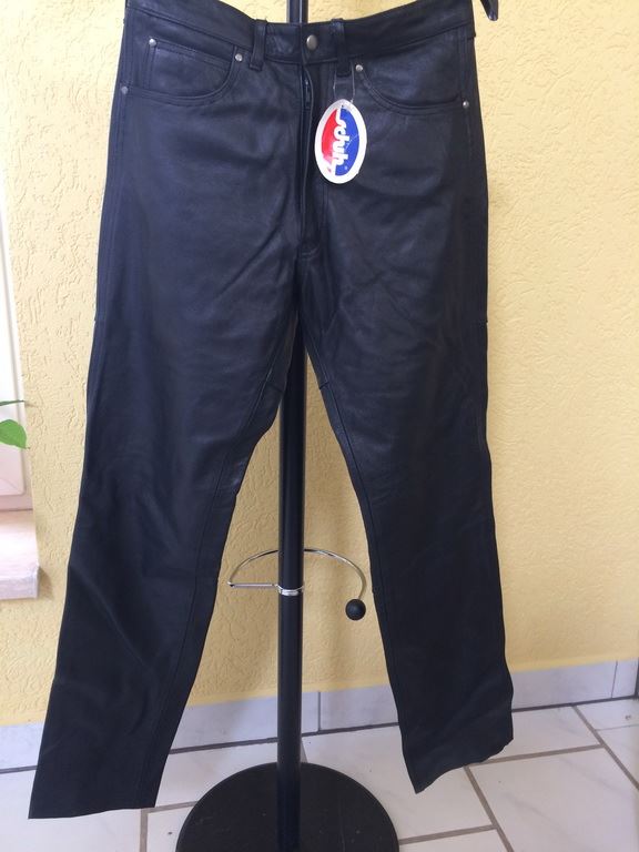 PANTALONES DE MOTO PARA HOMBRE - CUERO AUTÉNTICO - MARCA SCHUH - COMO NUEVOS - TALLA 50