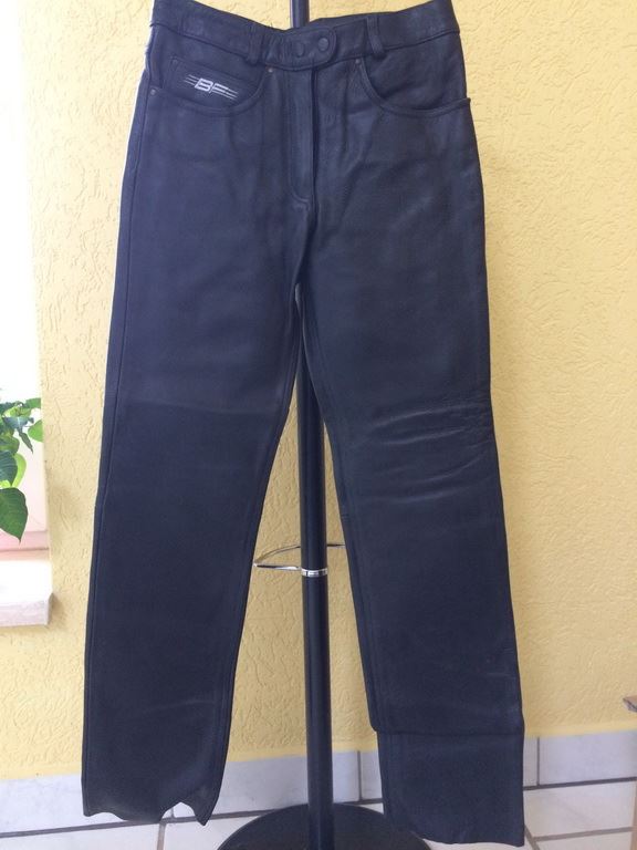 PANTALONES DE MOTO - MUJER - PANTALONES DE CUERO - COMO NUEVOS - TALLA 38