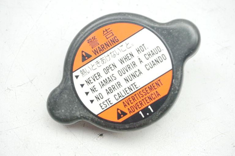 SUZUKI GSR 600 ABS WVB9 RADIATOR CAP COVER RADIATOR CAP