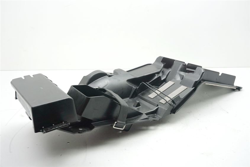 SUZUKI GSR 600 ABS WVB9 GUARDABARROS TRASERO PASO DE RUEDA CAJA DE BATERÍA