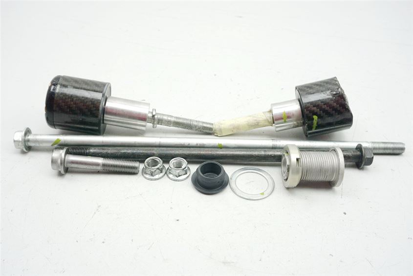 SUZUKI GSR 600 ABS WVB9 HALTERUNG MOTOR ACHSE STURZPADS BOLZEN