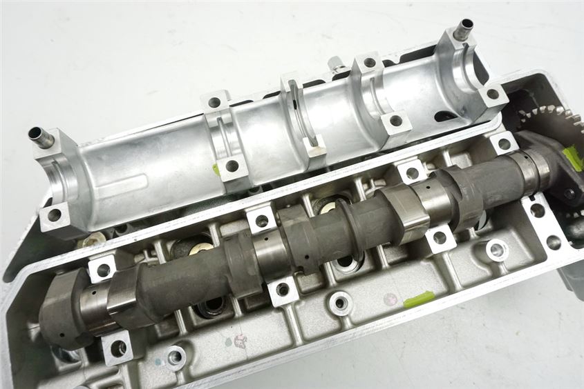 HONDA GL 1800 SC47 A ABS GOLDWING ZYLINDERKOPF LINKS NOCKENWELLE CYLINDER HEAD