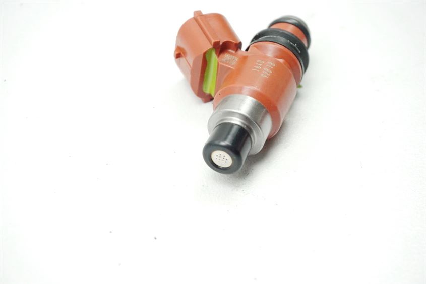 YAMAHA YZF R1 RN22 RN221 EINSPRITZDÜSE INJECTION AIRBOX